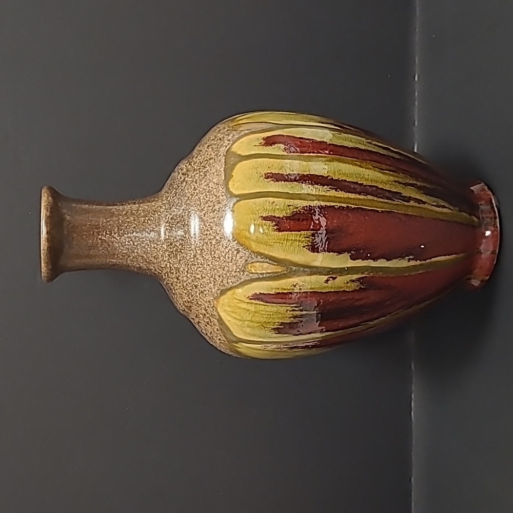 Beautiful Drip Glaze Vase - Picture 6 of 15